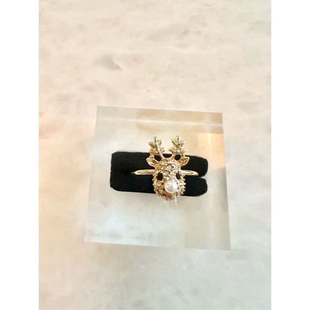 Adorable Christmas Pearl reindeer adjustable ring